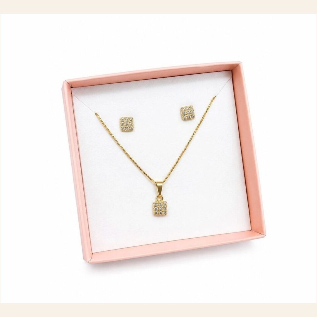 Conjunto Cubo Cravejado · SABRINA PORTO